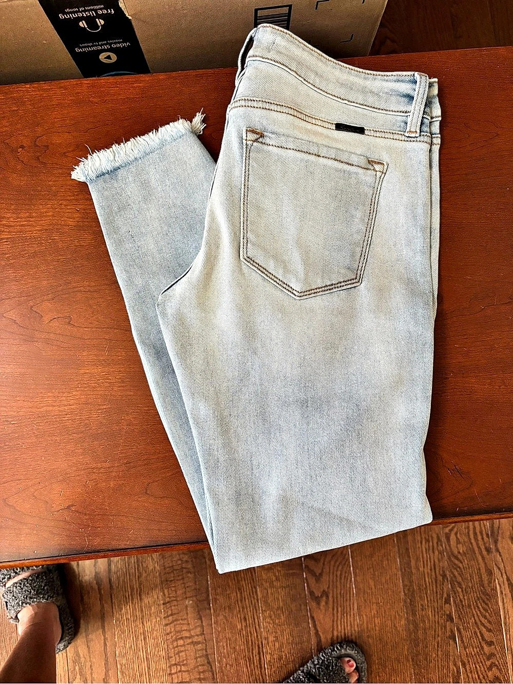 KanCan Light Wash Distressed Raw Hem Skinny Jeans in Blue